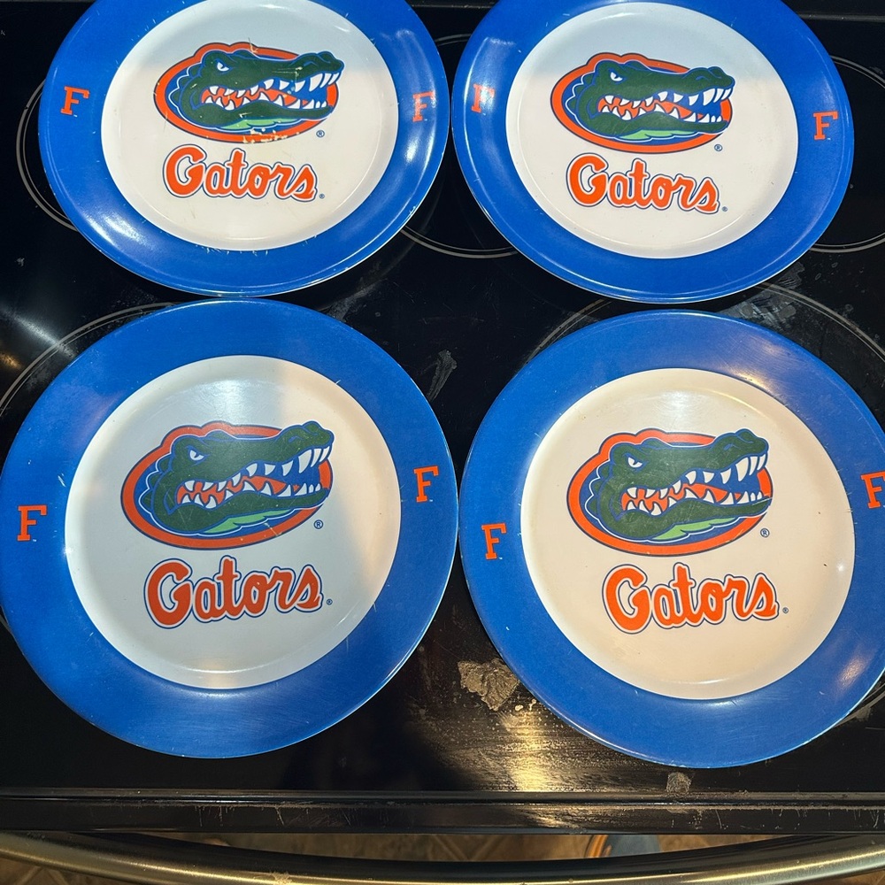 Florida Gators Logo Plates Set